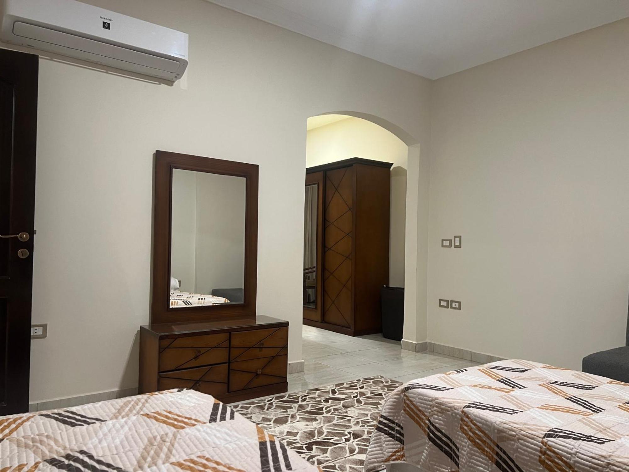 Luxury Apartments Beside Mall Of Arabia And Dar Al-Fouad Hospital - Families Only- No Alcoholic Beverages 6th of October City Zewnętrze zdjęcie